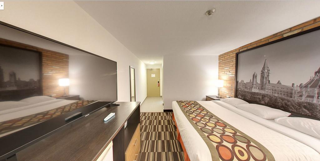 Super 8 By Wyndham Sudbury On Hotell Exteriör bild